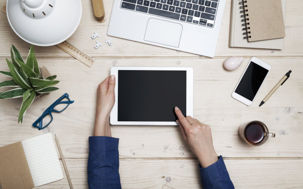 办公桌图片素材ID：132443248