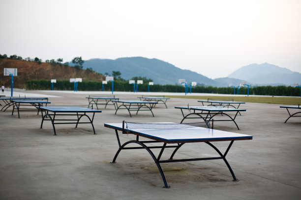 学校操场图片下载