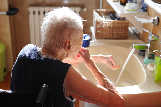 把假牙图片下载