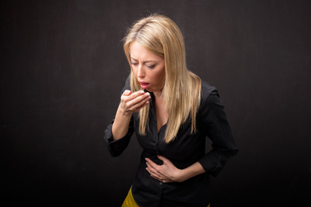 女人咳嗽图片下载