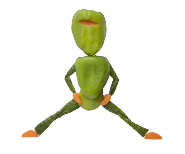 由新鲜蔬菜制成的有趣的绿色忍者图片下载