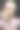 美丽的金发女孩形象的新娘与鲜花。美丽的脸图片下载