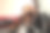 女性手戴手套驾驶方向盘机器图片下载