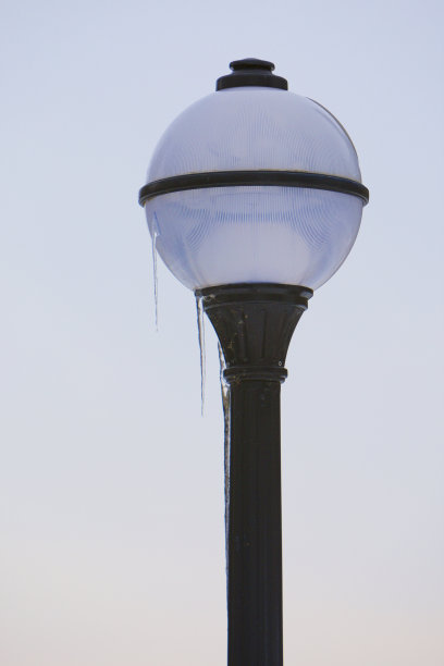 冬天的路灯图片下载