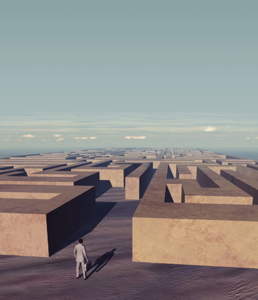 商人面前有一座石砌迷宫素材图片