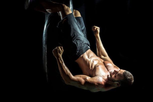 沙袋训练腹肌图片下载