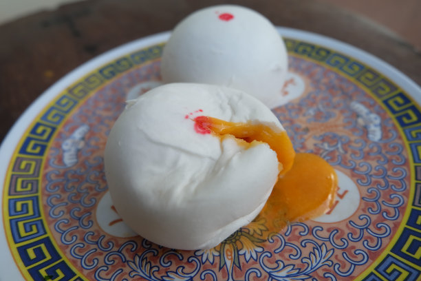 美味的熔岩包饺子图片下载