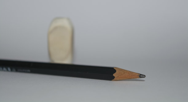 笔和橡皮擦图片下载