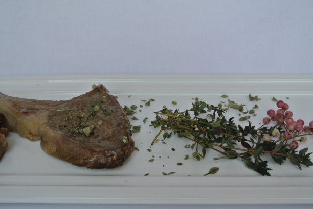 炸肉排和百里香图片下载