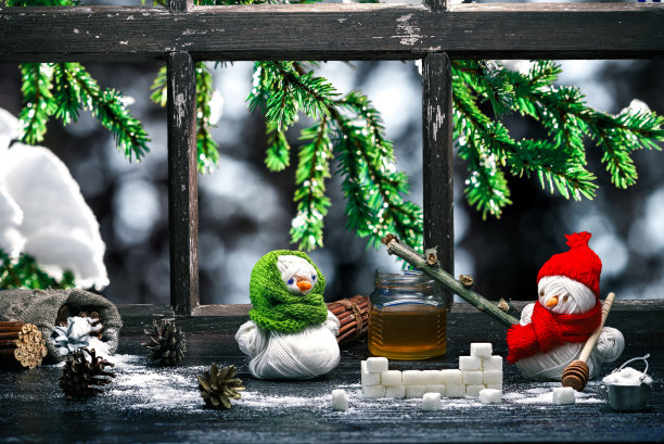 在桌子上编雪人图片下载