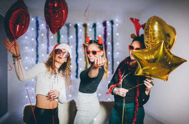 来和我们一起聚会吧!图片下载