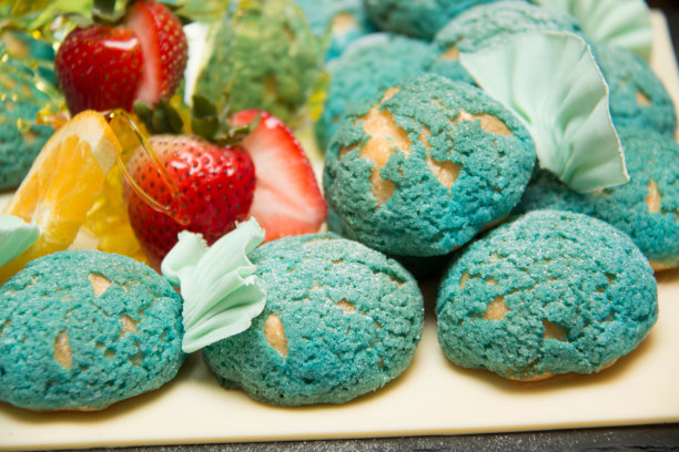 蓝糖泡芙条图片下载