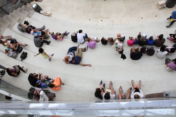 人们放松图片下载