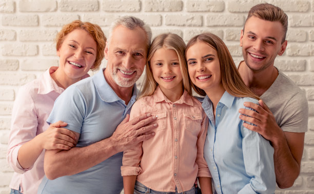 幸福的大家庭图片下载