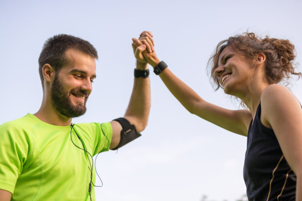 庆祝他们的体育胜利图片下载