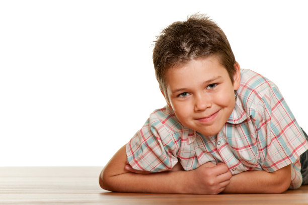 在地板上休息图片下载