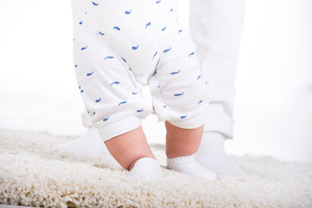 母亲和婴儿图片下载