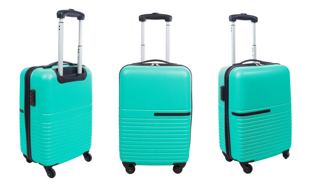 一套淡蓝色手提箱孤立在白色背景。图片下载
