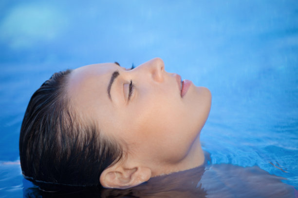 水疗中心的梦想图片下载