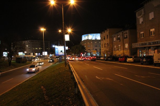 夜间贝尔格莱德图片下载