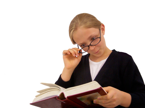 小女孩读书图片下载