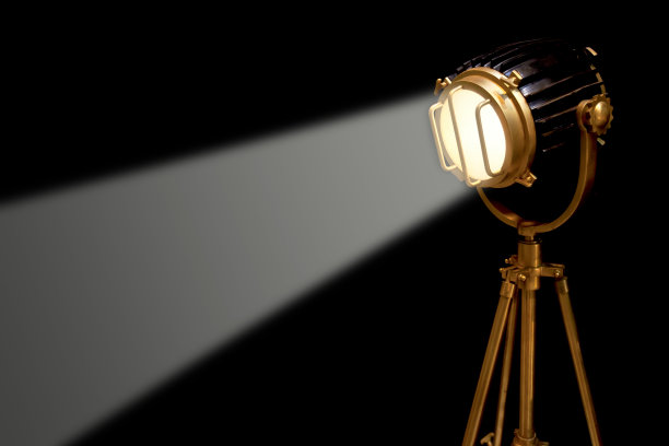 复古的工作室光图片下载