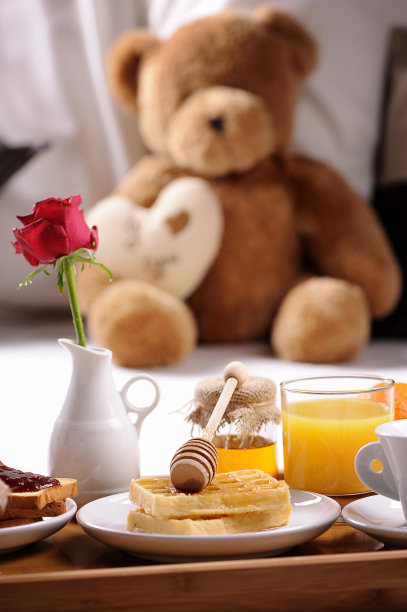 卧室托盘和早餐的照片图片下载