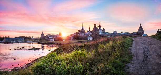 索洛夫基的粉色早晨图片下载