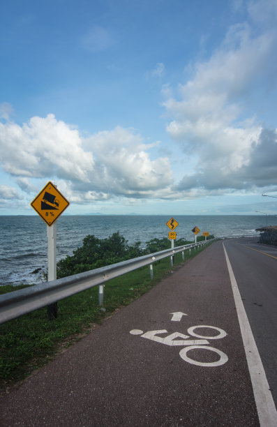 美丽的公路图片下载