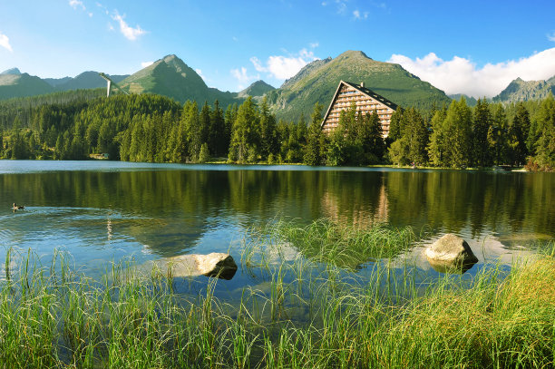 斯特布斯基湖，普莱索，斯洛伐克图片下载