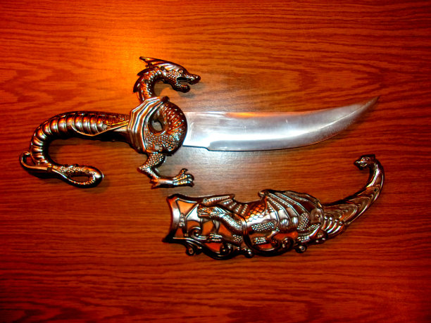 800-仪式中国龙形匕首，刀图片下载