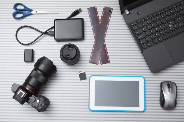 俯视图设计师的办公桌图片下载