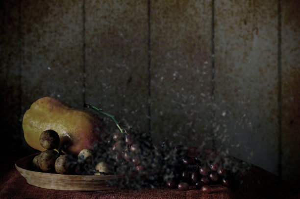 桌上的水果艺术。图片下载