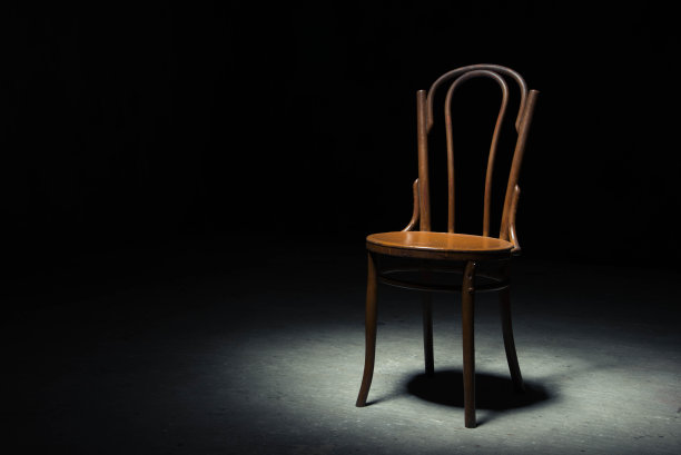 空荡荡的房间里空荡荡的椅子图片下载