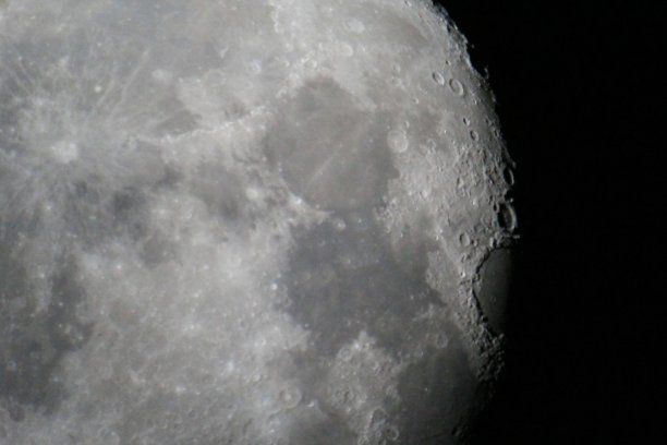 地球的月亮图片下载