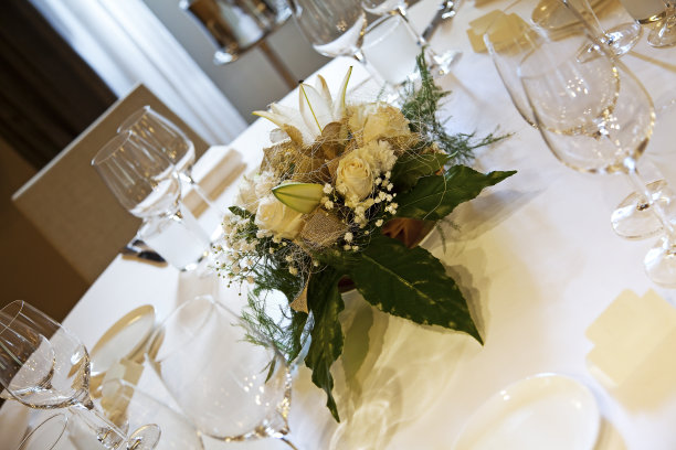 表设置图片下载