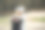 这对夫妇在河边休息图片下载