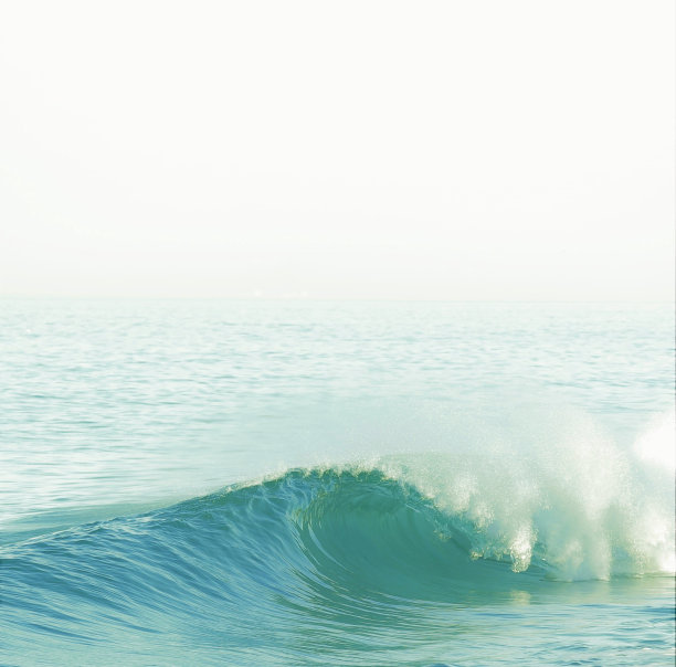 海浪图片素材ID：133597486