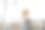 女跑步者正在休息和喝水图片下载