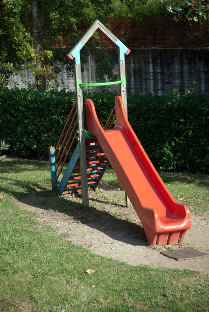 儿童滑梯游戏图片下载