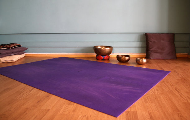 瑜伽垫图片下载