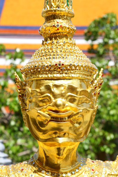 金巨人雕像的细节面图片下载