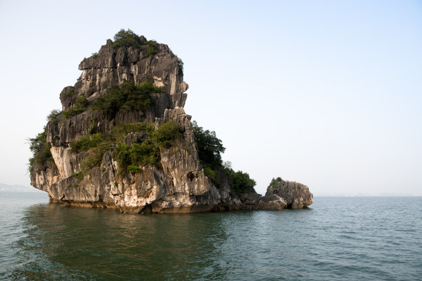 越南下龙湾岛图片下载