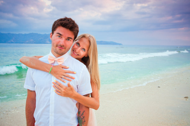 婚礼的夫妇图片下载