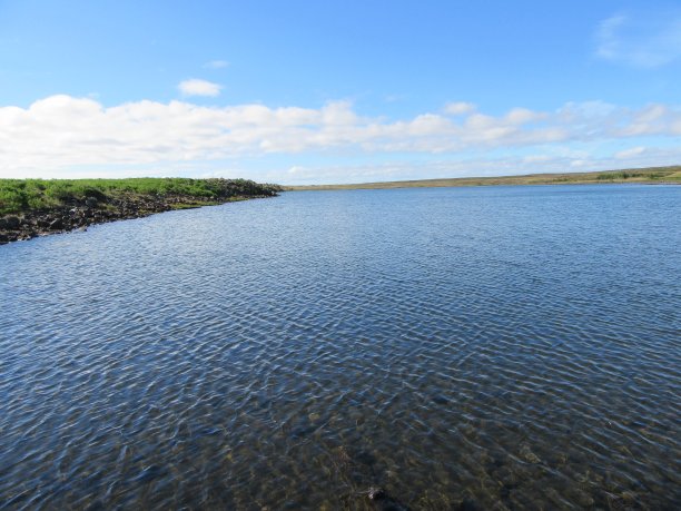 冰岛的小隐藏湖图片下载