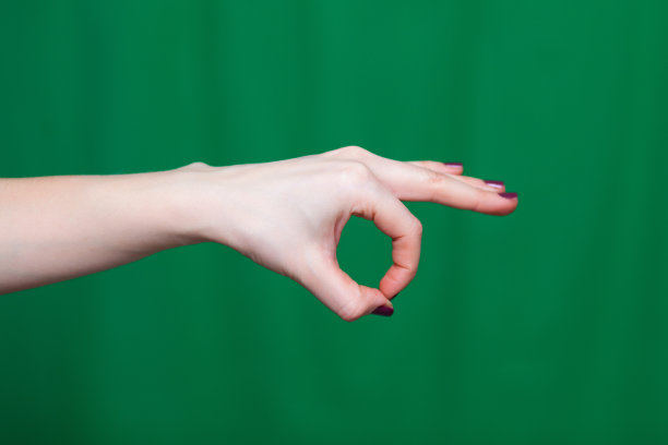 女性手显示ok图片下载