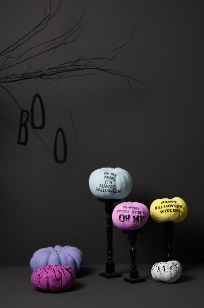 万圣节有南瓜和圣诞树图片下载