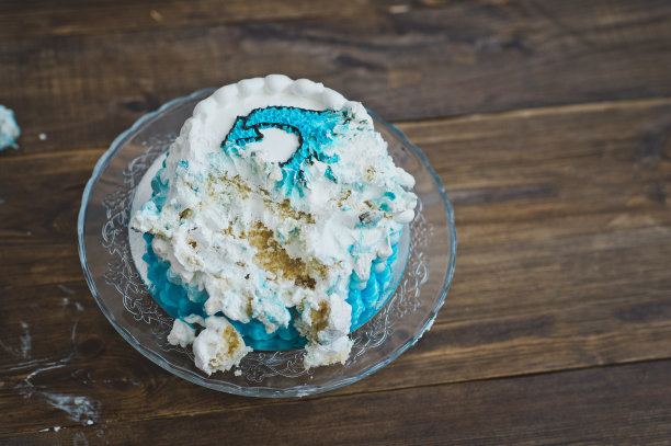 海洋主题的生日蛋糕图片下载