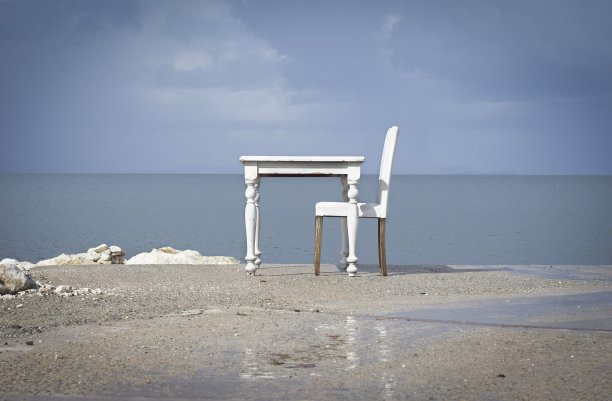 空桌椅图片下载