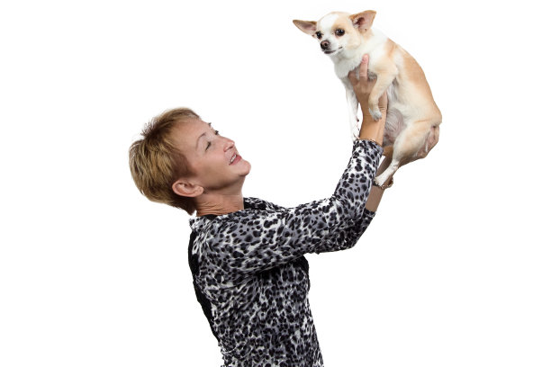 快乐的老奶奶和狗的照片图片下载